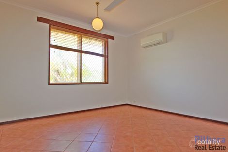 Property photo of 11 Fabling Court Baynton WA 6714