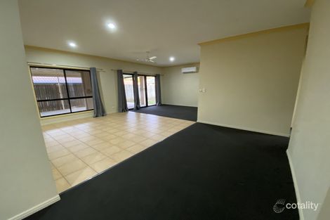 8 Bluetail Cres, Upper Coomera, QLD 4209