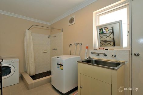 Property photo of 8 Pollard Way Warnbro WA 6169