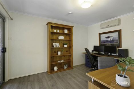 Property photo of 10 Botticelli Place Mackenzie QLD 4156