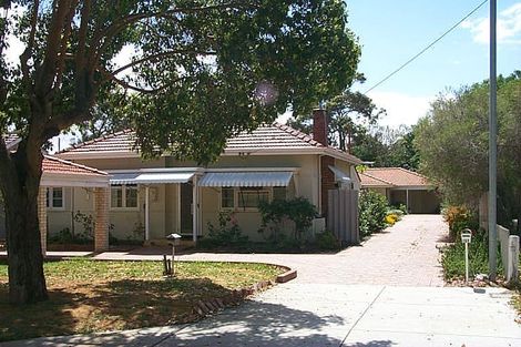 162a Deanmore Rd, Scarborough, WA 6019