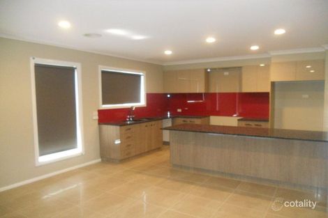 20 Pleven Rise, Clyde North, VIC 3978