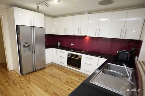 Property photo of 1 Ferraro Close Edensor Park NSW 2176