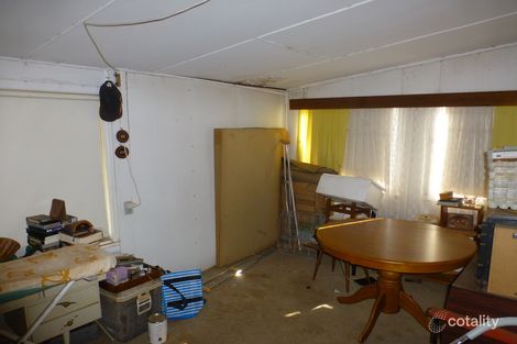 Property photo of 102 Boori Street Peak Hill NSW 2869