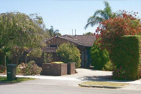 11 Anstey St, South Perth, WA 6151