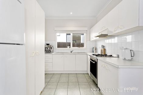 Property photo of 137 Deakin Street Essendon VIC 3040