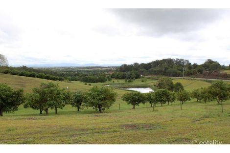 115 Grecian Bends Rd, Greens Creek, QLD 4570