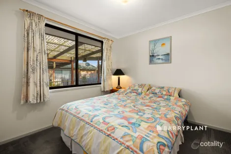 Property photo of 7 Rachael Court Pakenham VIC 3810