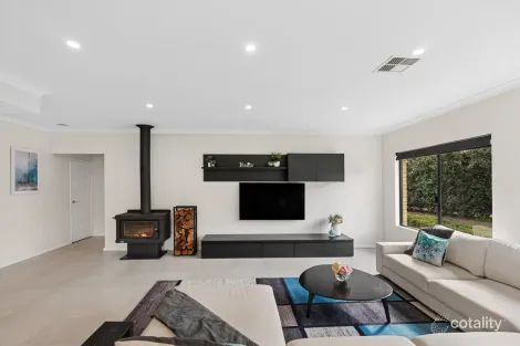 Property photo of 65 Todman Grove Darling Downs WA 6122