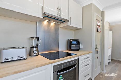 Property photo of 31 Bickner Way Parmelia WA 6167