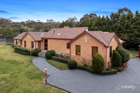 Property photo of 5 Dunbar Court Greenvale VIC 3059