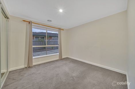 Property photo of 1 McNamara Court Pakenham VIC 3810