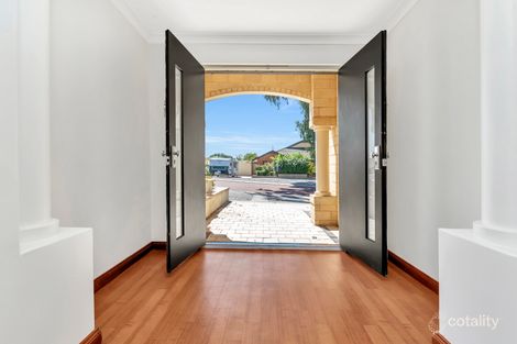 Property photo of 2 Campion Fairway Lakelands WA 6180