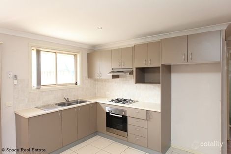 Property photo of 16/7 Thomas Rose Drive Rosemeadow NSW 2560