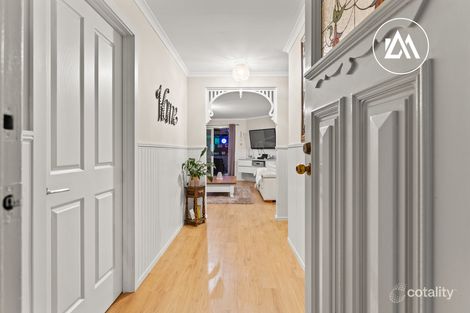 Property photo of 27 Wattle Bird Way Langwarrin VIC 3910