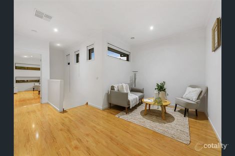 Property photo of 2 Murchison Place Caroline Springs VIC 3023