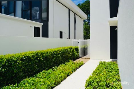 Property photo of 2658 The Address Hope Island QLD 4212