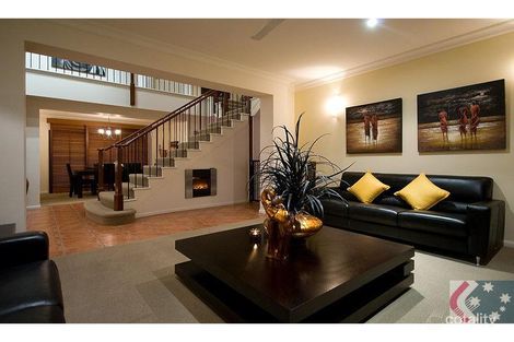 Property photo of 1 Meadowview Drive Carrara QLD 4211