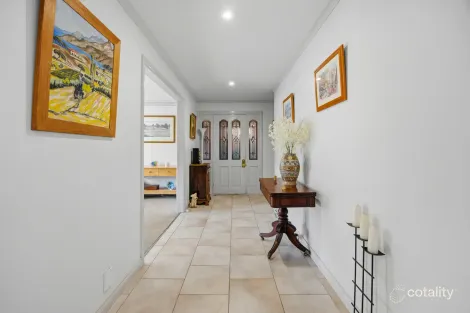 Property photo of 28 Haymes Road Mount Clear VIC 3350