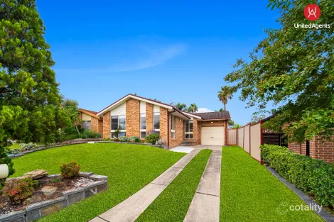 Property photo of 17 Arnold Avenue Green Valley NSW 2168