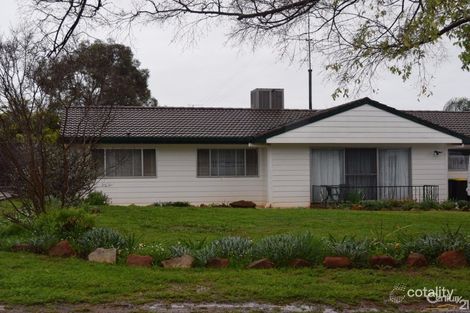 28 Hodges St, Parkes, NSW 2870