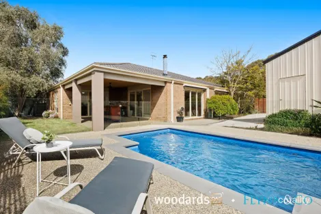 Property photo of 25 Parkedge Circuit Rosebud VIC 3939