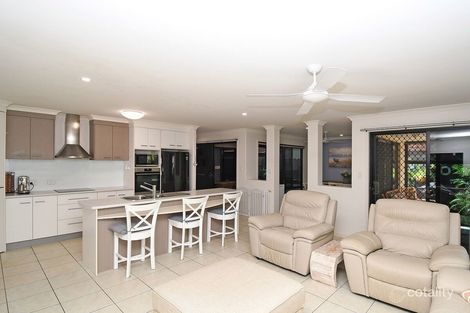 Property photo of 10/2 Barnstaple Street Torquay QLD 4655