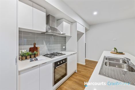 Property photo of 61 Fenway Boulevard Clyde North VIC 3978