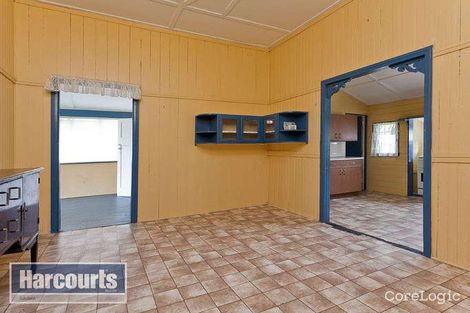 Property photo of 76 Gizerah Street Mitchelton QLD 4053