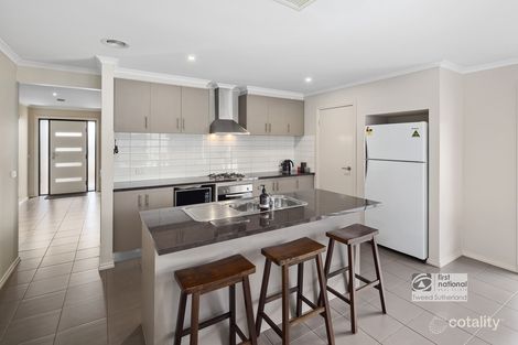 Property photo of 16 Greenfield Drive Epsom VIC 3551