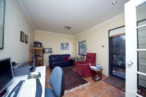 Property photo of 2 Couta Cove Maylands WA 6051