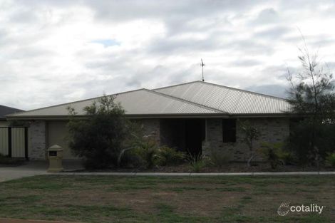 3 Rupert St, Moranbah, QLD 4744