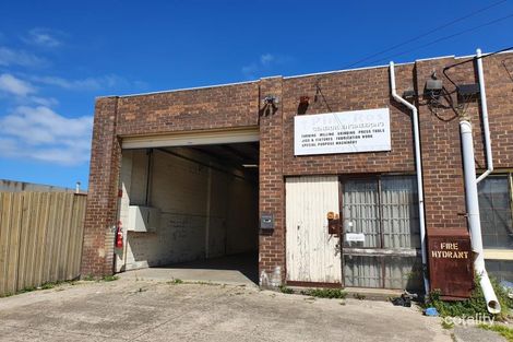 8 Beach Ave, Mordialloc, VIC 3195