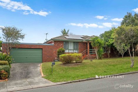 Property photo of 2 Poorinda Rise Narre Warren VIC 3805