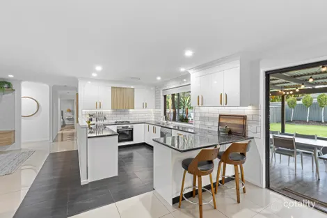 Property photo of 8 Lexington Drive Worongary QLD 4213