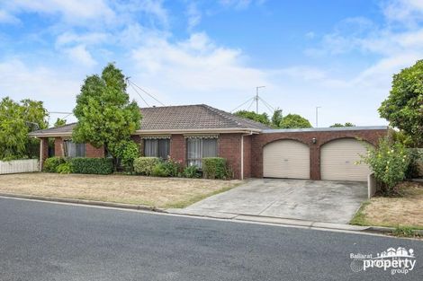 Property photo of 79 Grandview Grove Wendouree VIC 3355