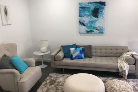 Property photo of 2 Daron Link Lalor VIC 3075