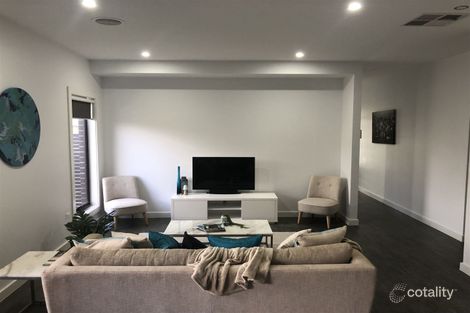 Property photo of 2 Daron Link Lalor VIC 3075