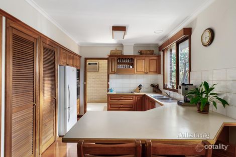 Property photo of 29 Bonnie Doone Street Briar Hill VIC 3088