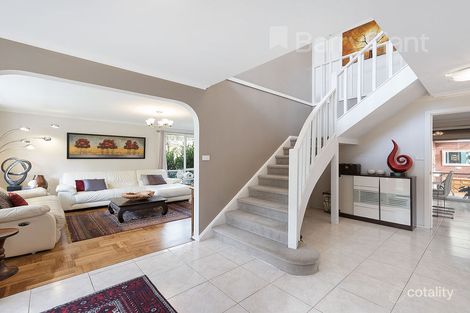 Property photo of 1 Hilson Close Wantirna South VIC 3152