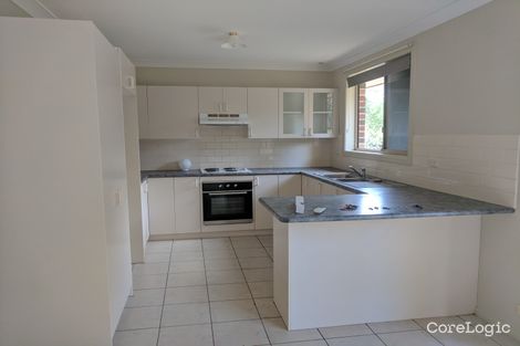 Property photo of 11 Daimler Place Ingleburn NSW 2565