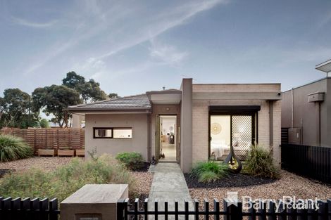Property photo of 1 Brahman Walk Doreen VIC 3754