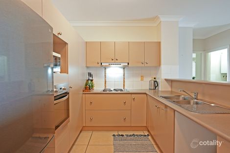 Property photo of 18/12-14 Martinez Avenue West End QLD 4810