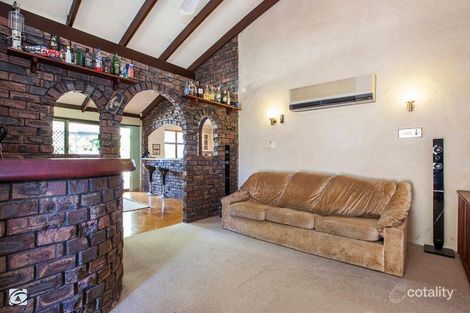 Property photo of 4 Dowell Place Bibra Lake WA 6163