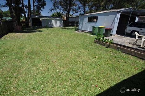 Property photo of 8 Jetty Avenue Charmhaven NSW 2263