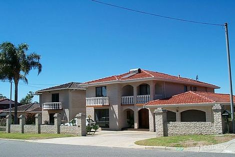 35 Earlston Pl, Booragoon, WA 6154