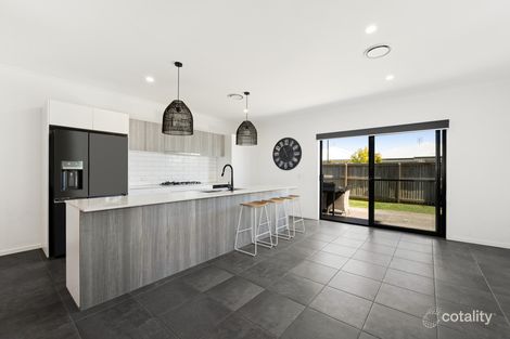 Property photo of 10 Goulburn Crescent Nirimba QLD 4551