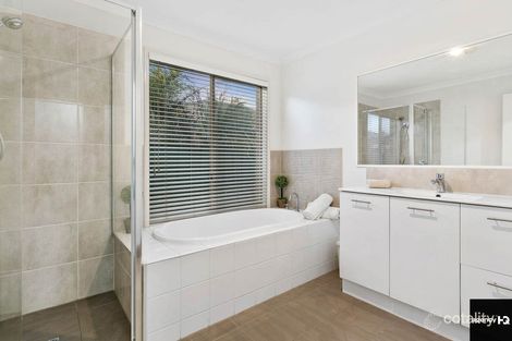Property photo of 4 Riley Court Burnside VIC 3023