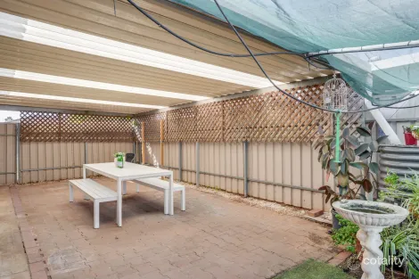 Property photo of 19 Brookside Close Davoren Park SA 5113
