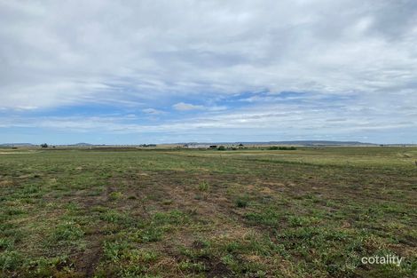 15574 New England Hwy, Nevilton, QLD 4361